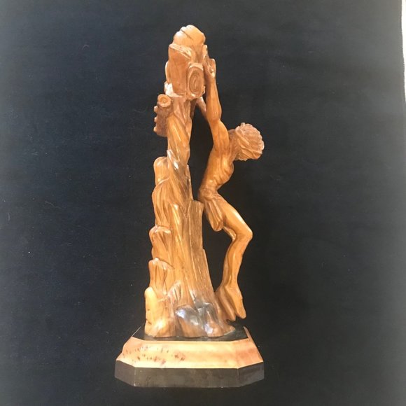 Jesus on Crucifix Cross Hand Carved Olive Wood Standing Catholic Italy - Picture 3 of 10